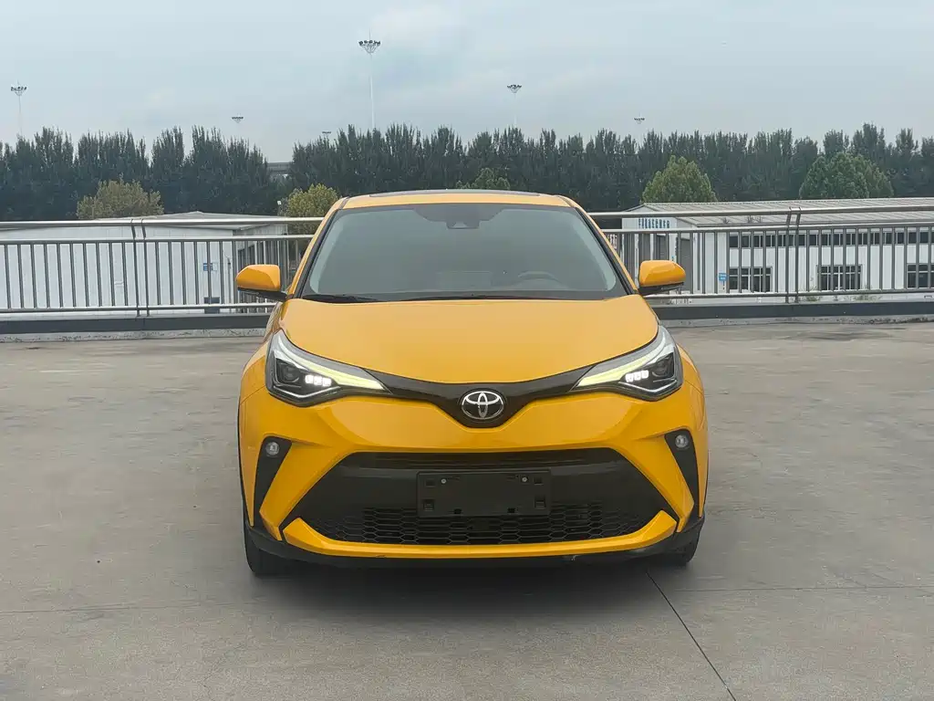 TOYOTA C HR