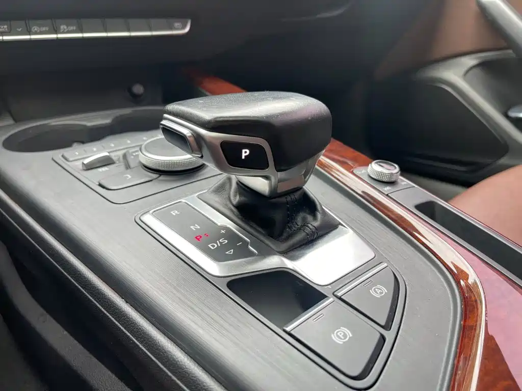 Audi A4L — миниатюра 15