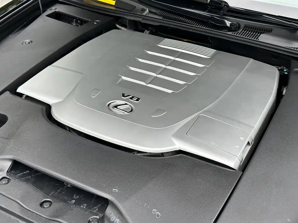 Lexus LS — миниатюра 14