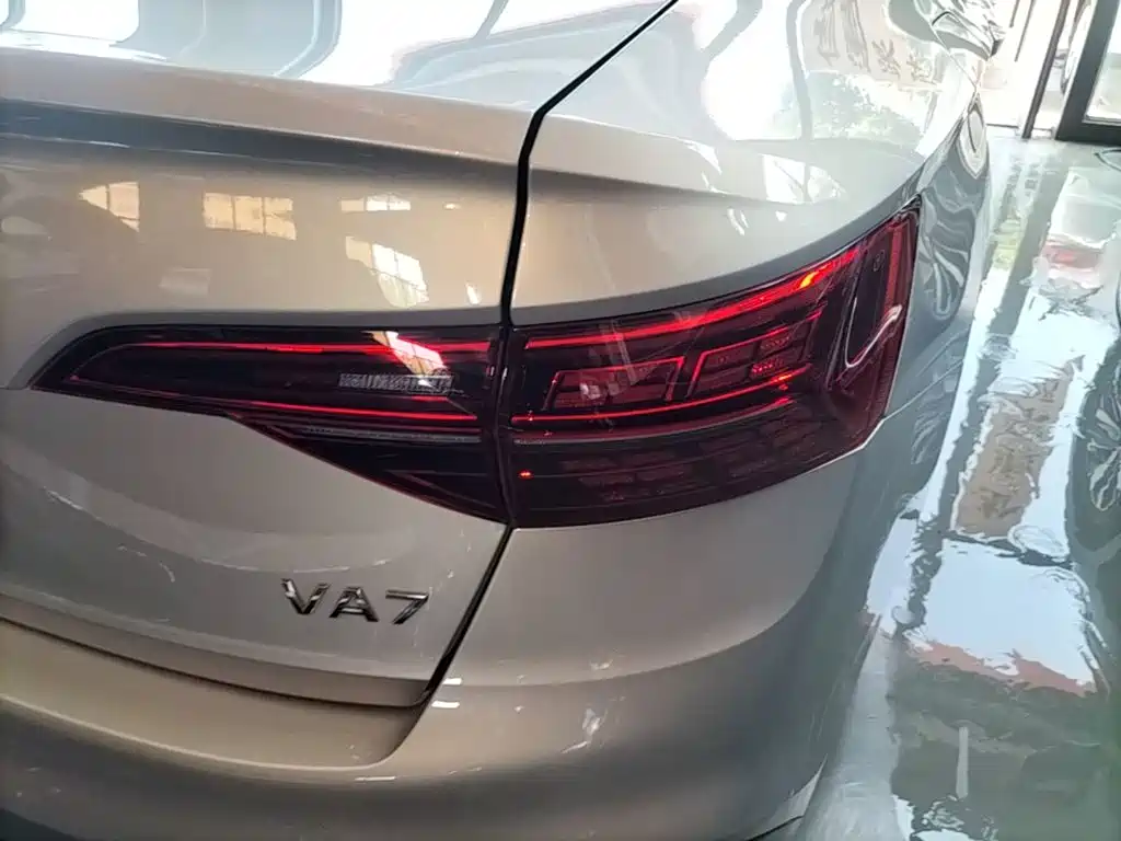 Jetta VA7 — миниатюра 8
