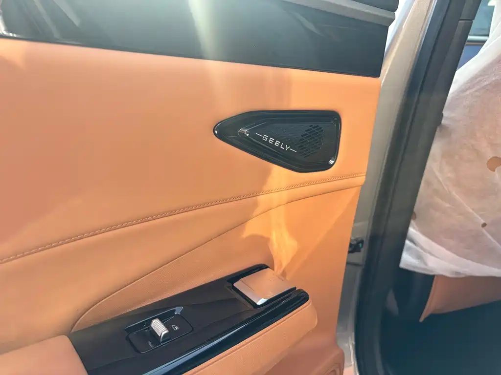 GEELY GALAXY GALAXY L7