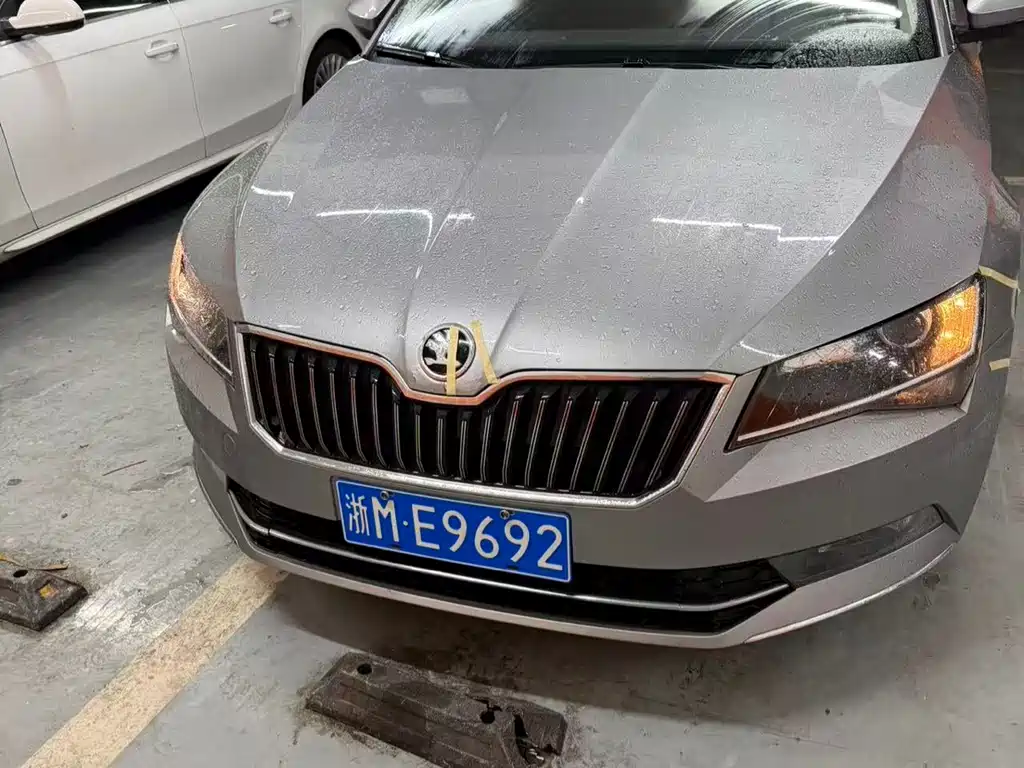 Skoda Superb