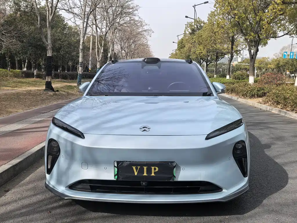 NIO NIO ET5
