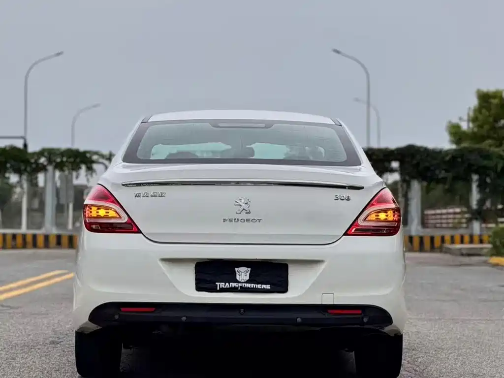 Peugeot 308 — миниатюра 23