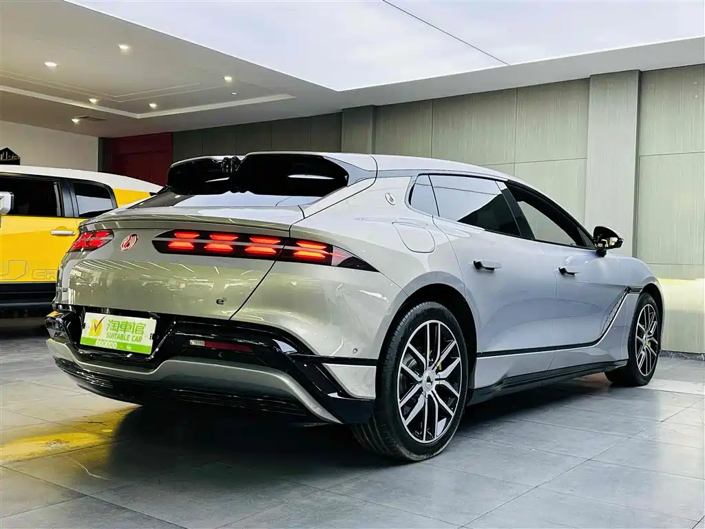 DENZA  Z9GT