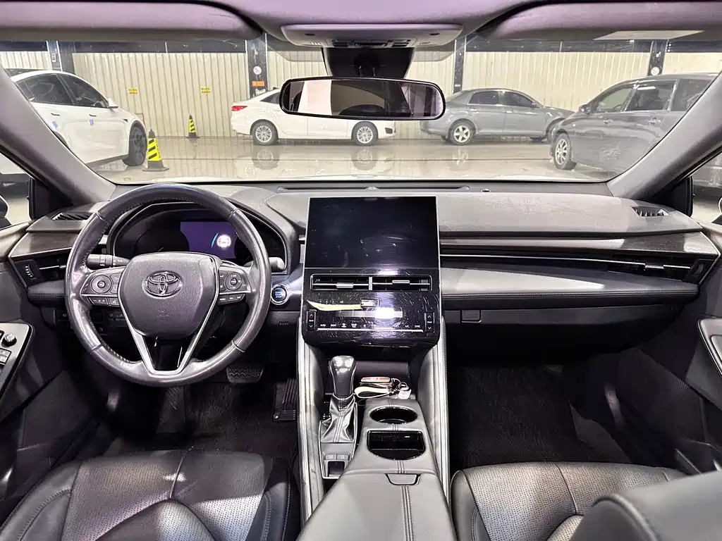 Toyota Avalon — миниатюра 7