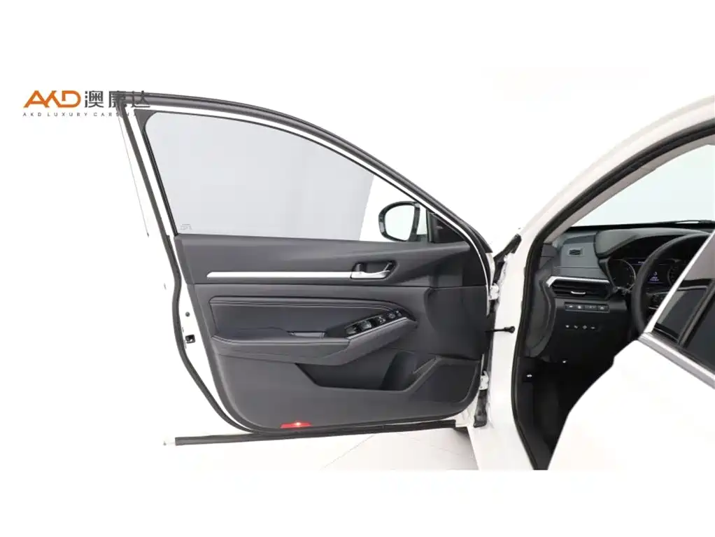 Nissan Teana — миниатюра 10
