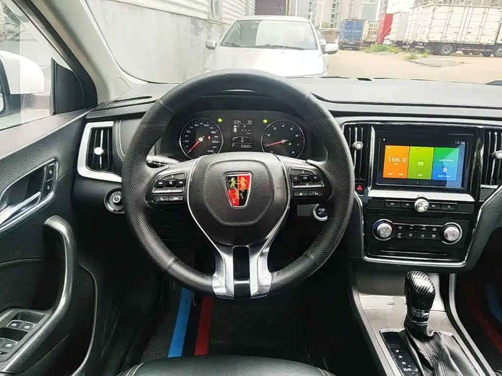 Roewe Roewe i6 Classic — миниатюра 11