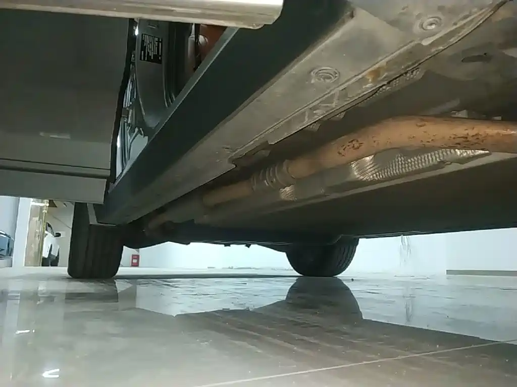 Li Auto Li L8 — миниатюра 21