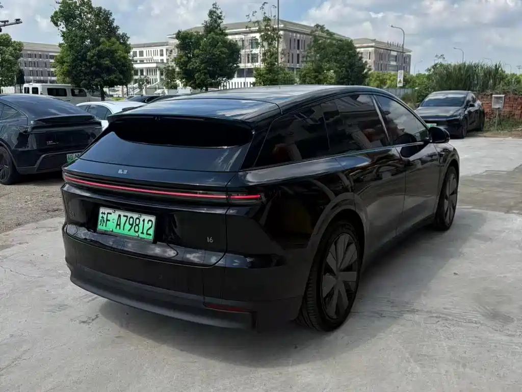 Li Auto Идеальный i6 — миниатюра 4