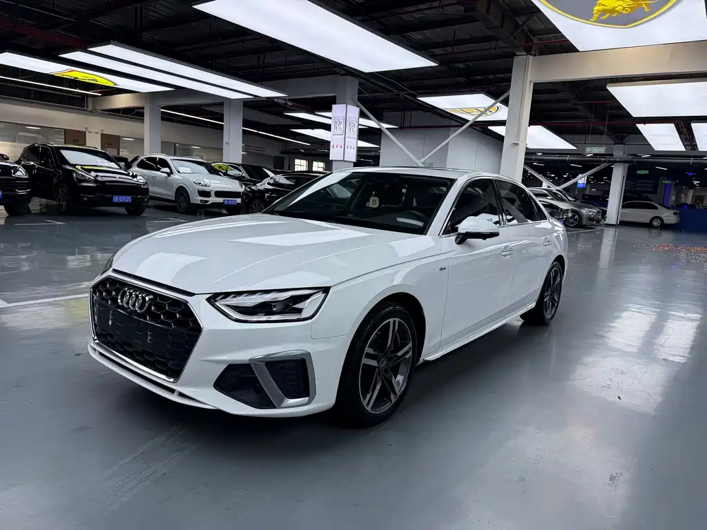 Audi A4L 2020