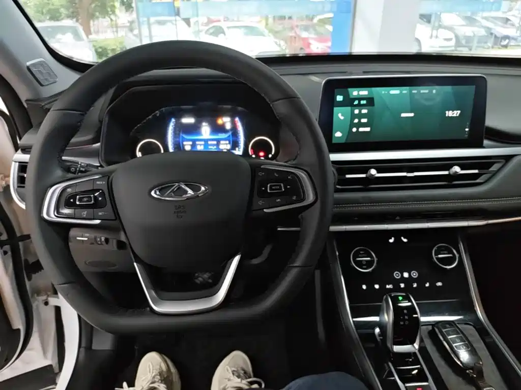 Chery Tiggo 8 — миниатюра 10