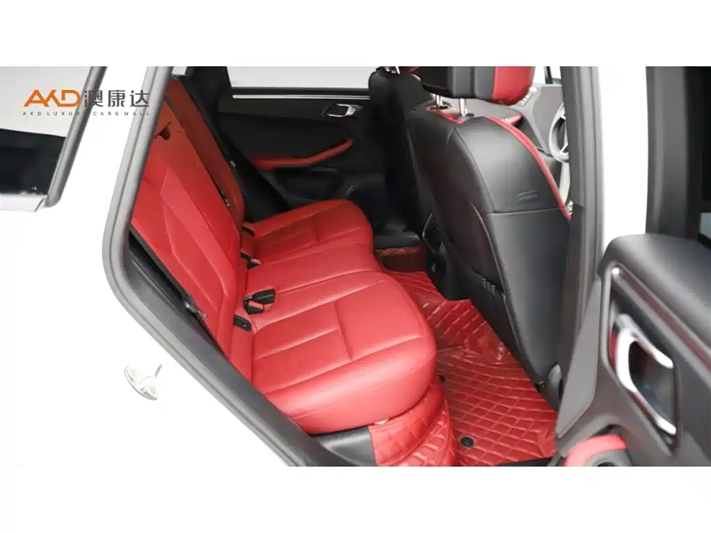 Porsche Macan — миниатюра 8