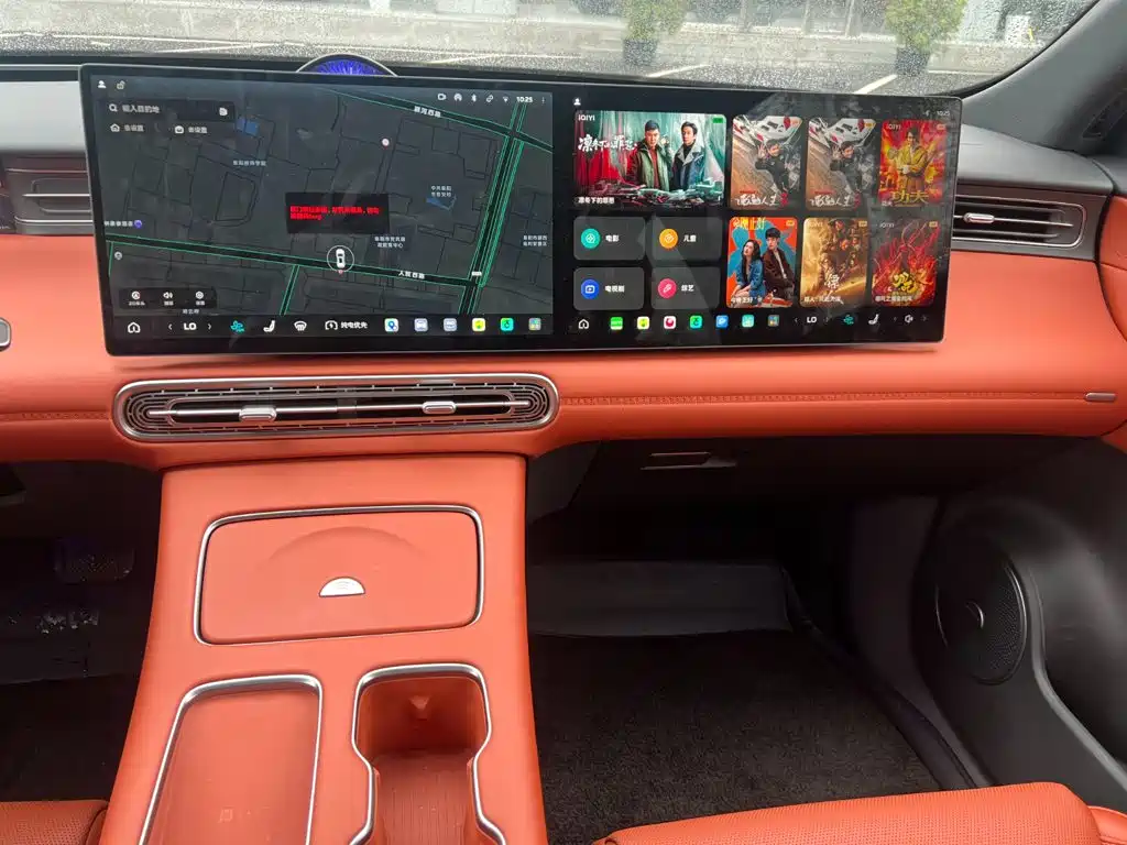 Hongqi Красный флаг HS6 PHEV — миниатюра 8
