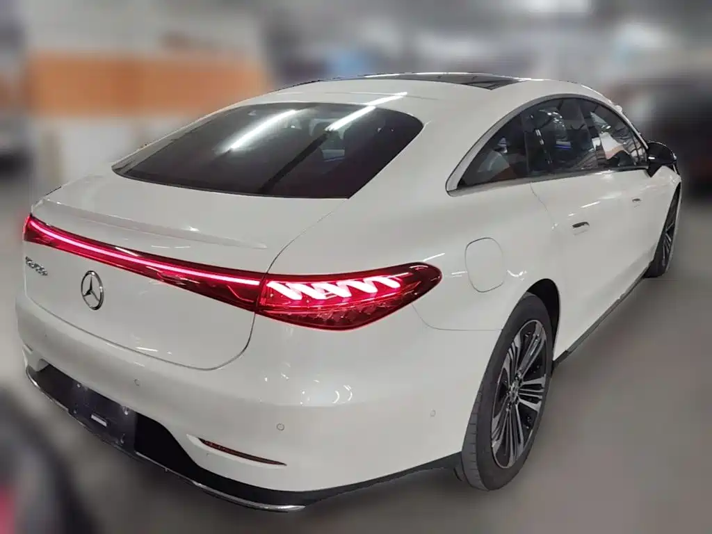 Mercedes-Benz EQS — миниатюра 10