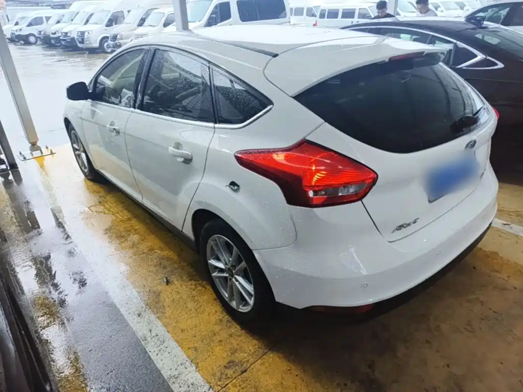 Ford Focus — миниатюра 23