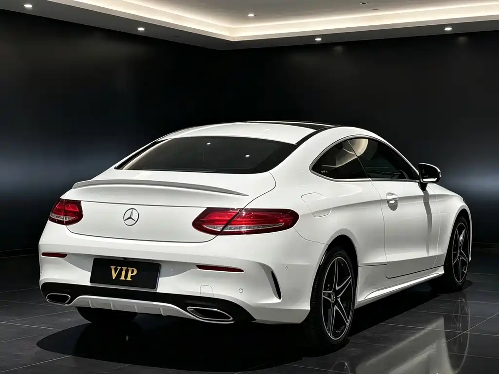 Mercedes-Benz C-Class (Import) — миниатюра 4