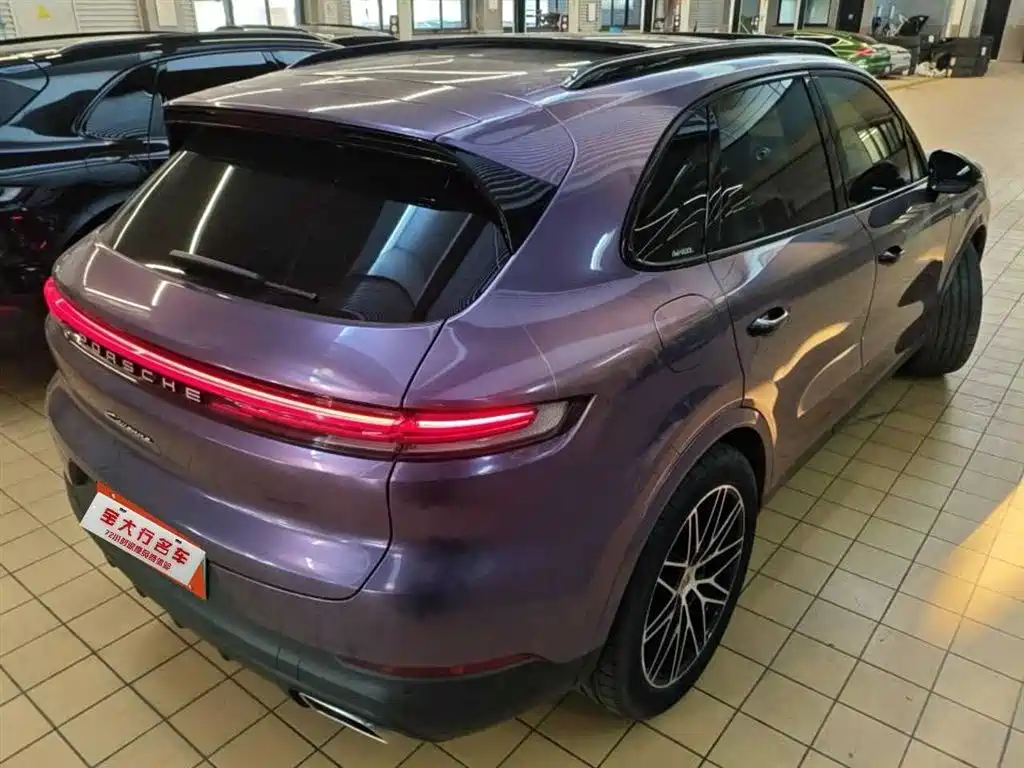 PORSCHE CAYENNE NEW ENERGY