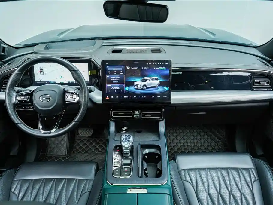 GAC GS8 2022 2.0TM Luxury ( мест)