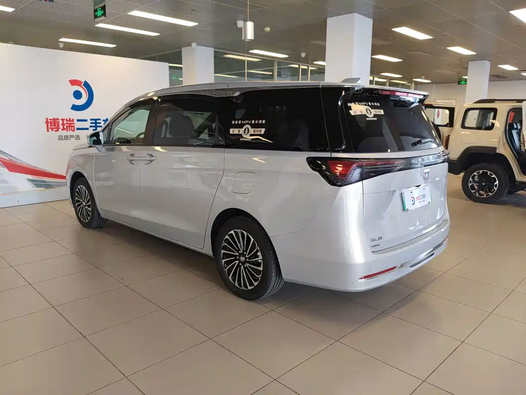 Buick GL8 Hybrid — миниатюра 26