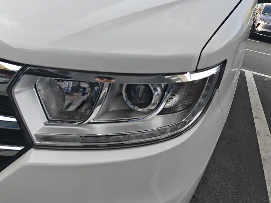 JAC Refine Refine M3 — миниатюра 5