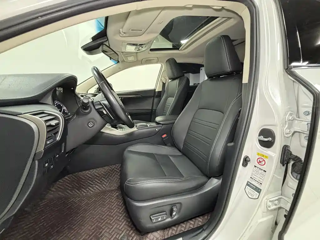 Lexus NX — миниатюра 10