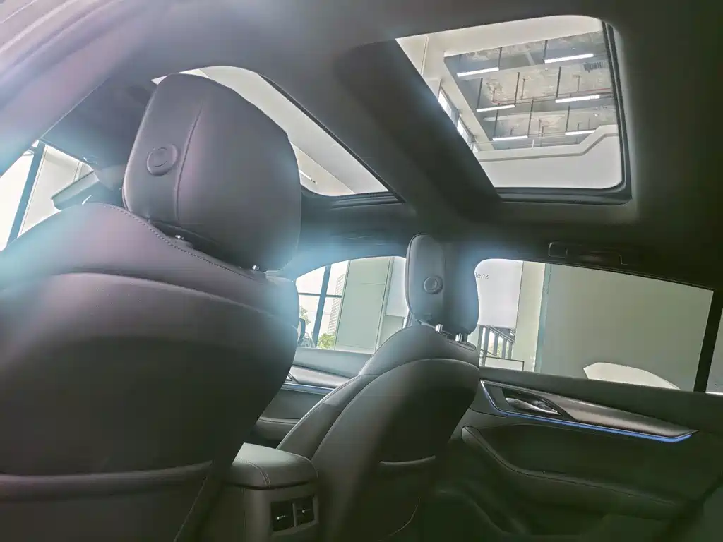 Cadillac CT5 — миниатюра 26
