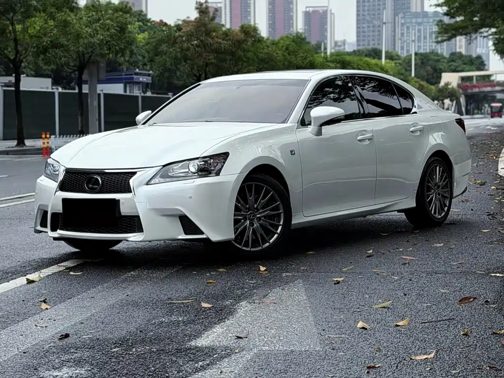 Lexus GS