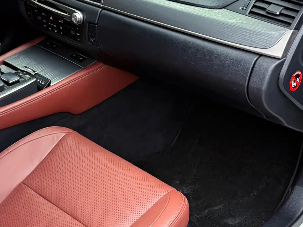 Lexus GS — миниатюра 18