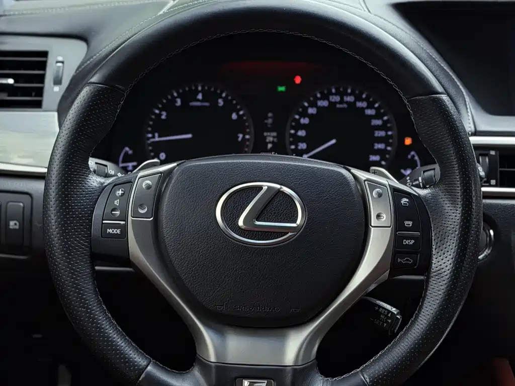 Lexus GS — миниатюра 13