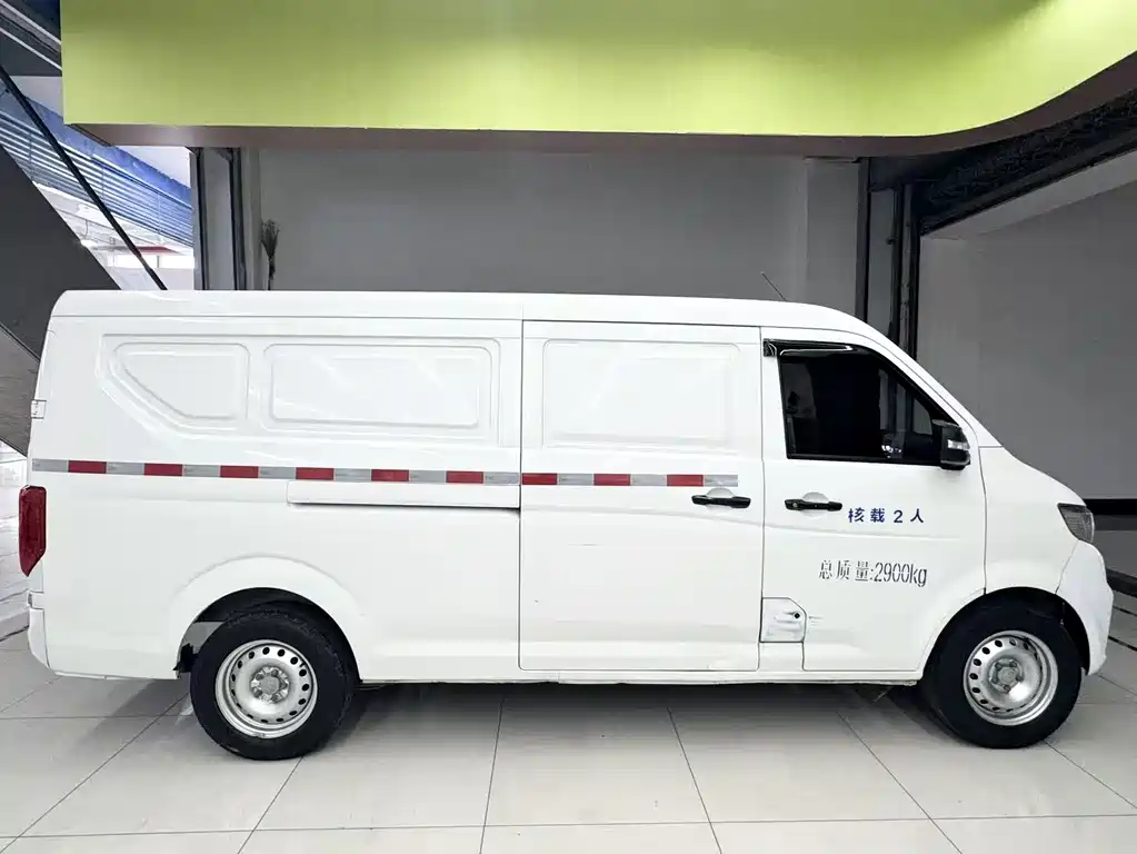 CHANGAN CROSS STAR V7 EV