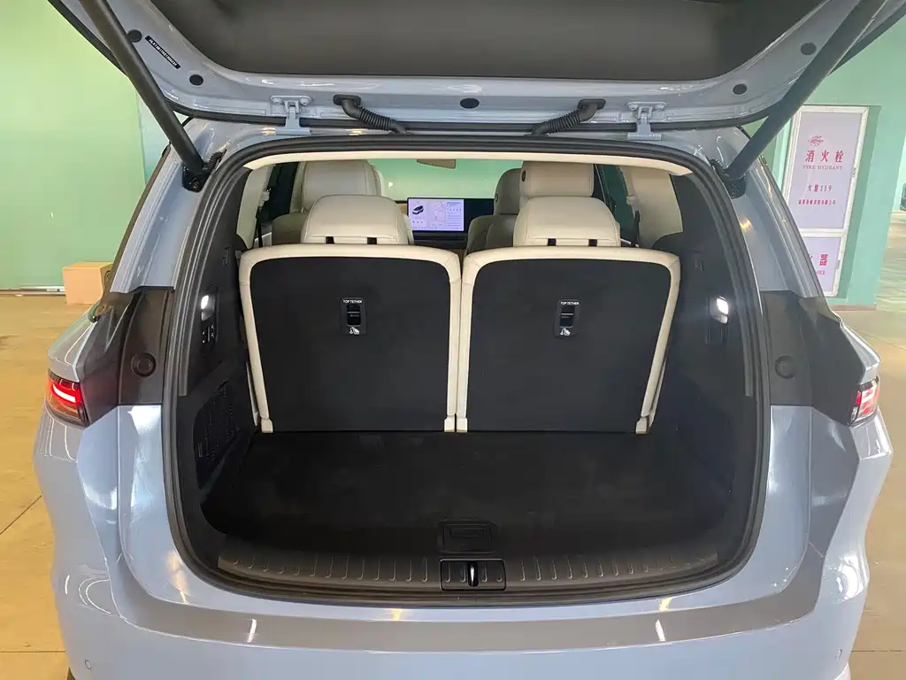 Li Auto Li i8 — миниатюра 4