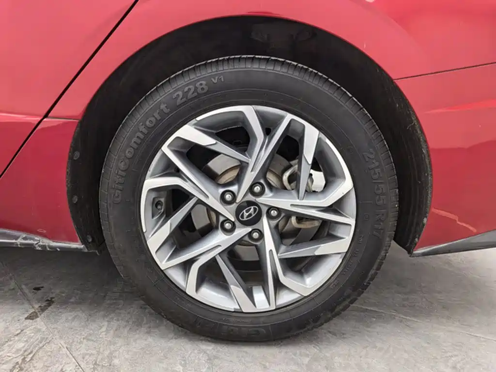 Hyundai Sonata — миниатюра 10