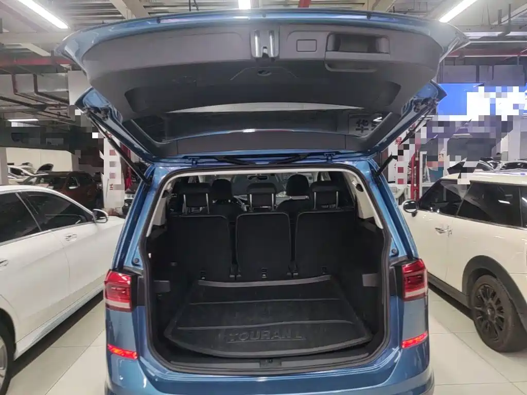 Volkswagen Touran — миниатюра 19