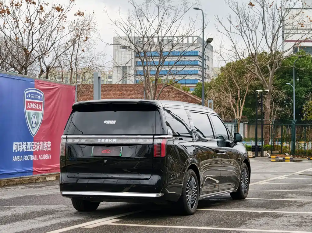ZEEKR EXTREME KRYPTON 009