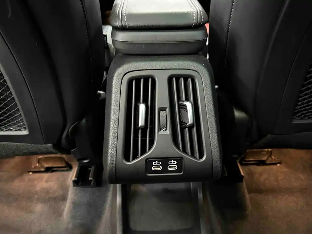 BMW X1 — миниатюра 21