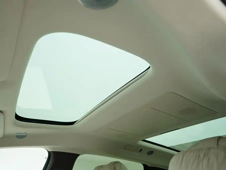 Li Auto Li MEGA — миниатюра 11