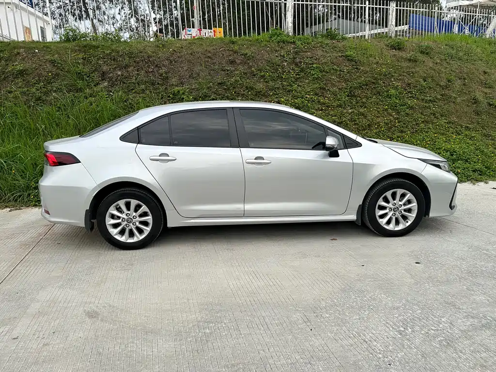 Toyota Corolla 2019 1.2T S-CVT GL-i Luxury