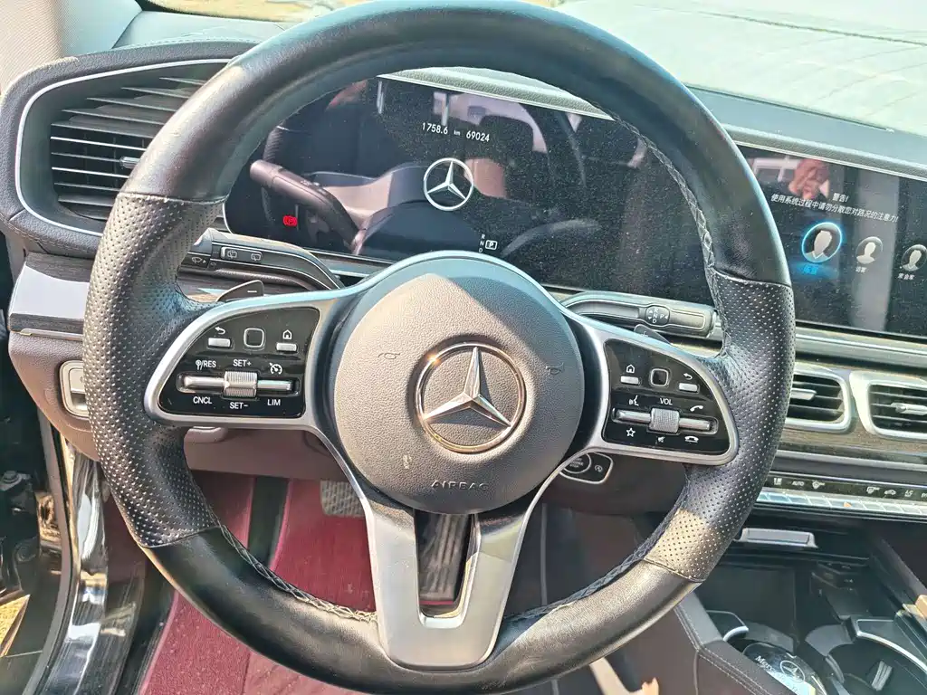 Mercedes-Benz GLE (Import) — миниатюра 7