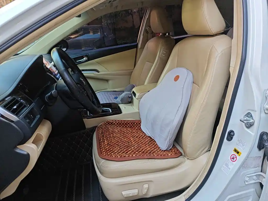 Toyota Camry — миниатюра 8