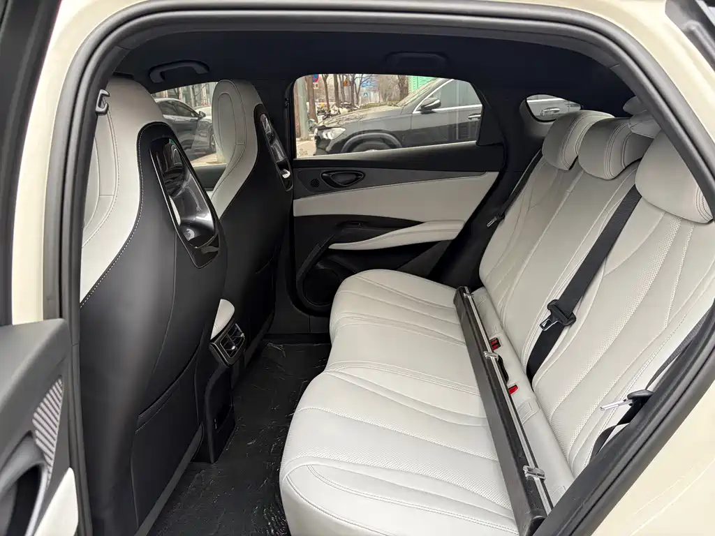 BYD SEAL 06 NEW ENERGY