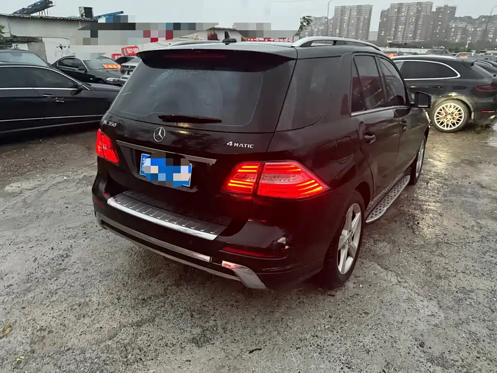 Mercedes-Benz M-Class — миниатюра 10