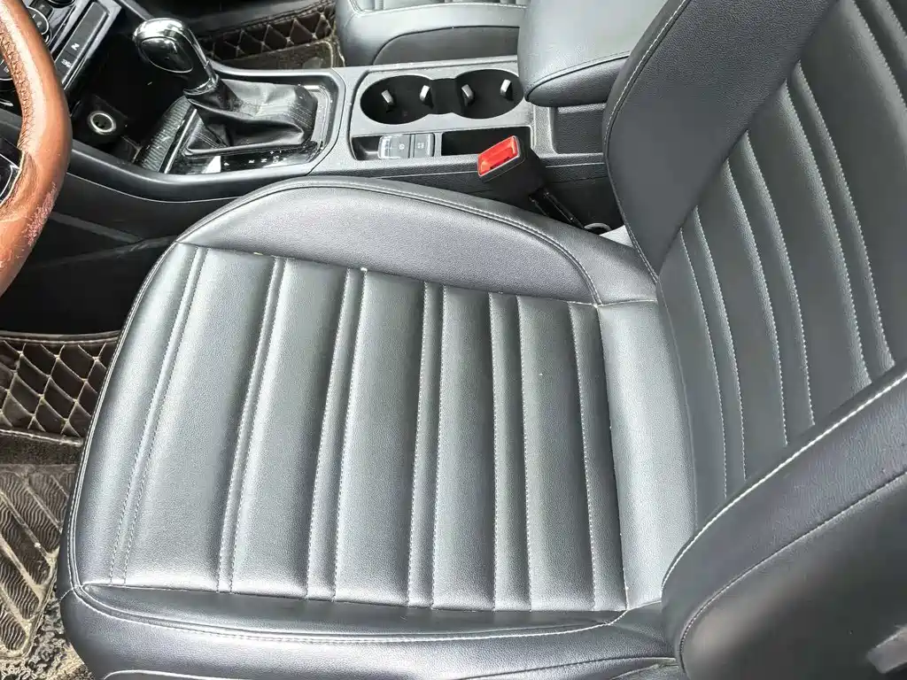 Volkswagen Touran — миниатюра 6