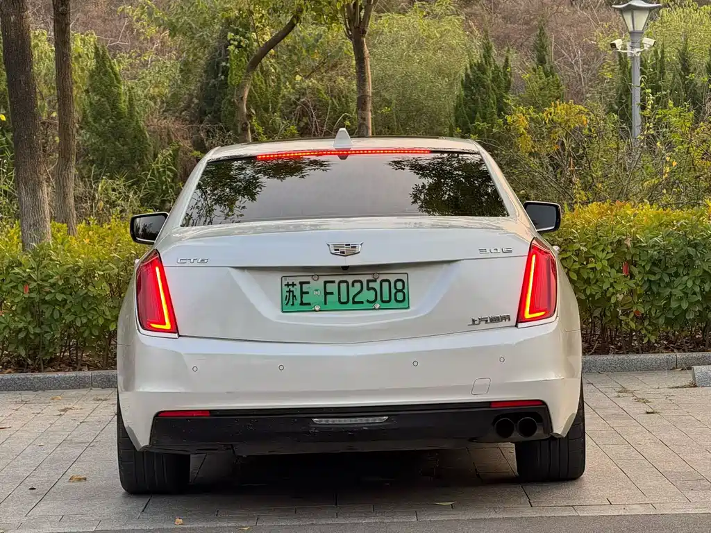 Cadillac CT6 Plug-in — миниатюра 8