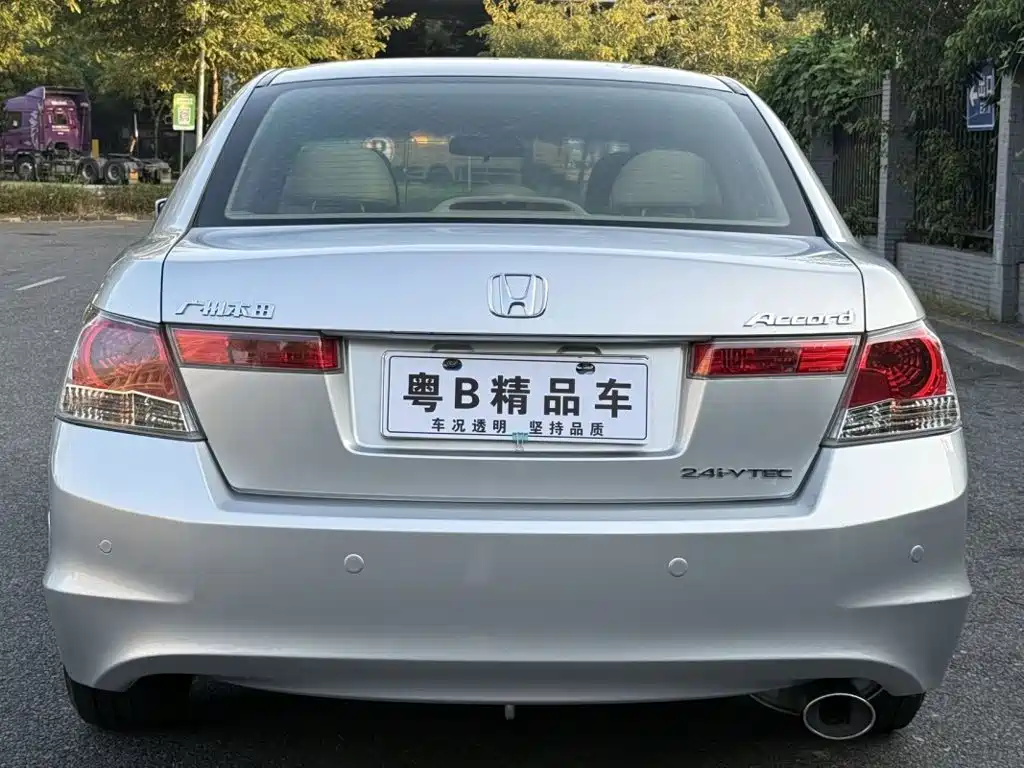 Honda Accord — миниатюра 5