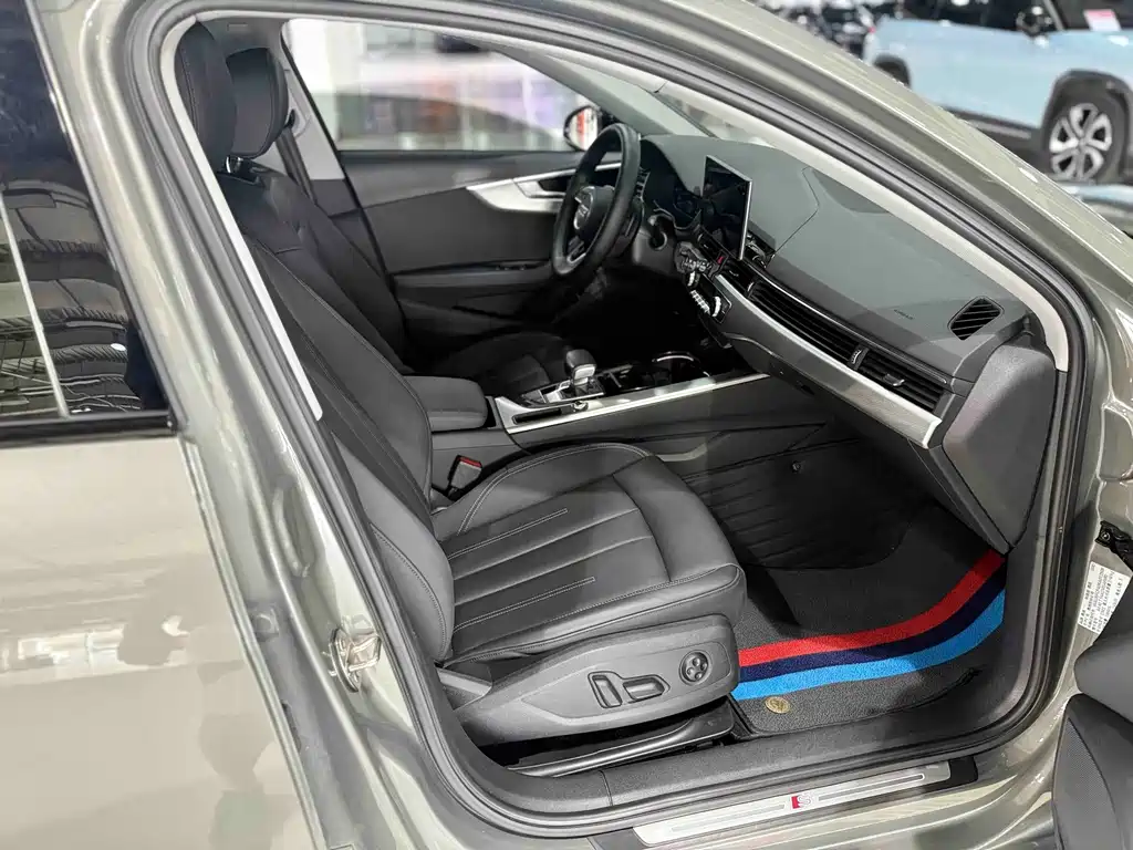 Audi A4 (Import) — миниатюра 24