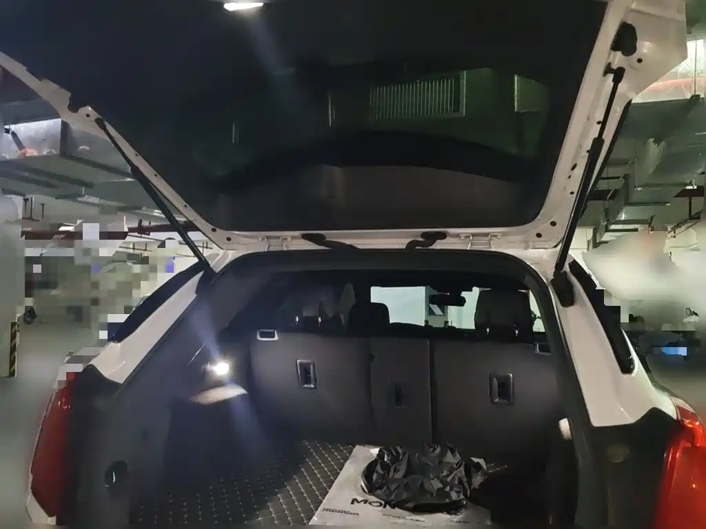 Cadillac XT5 — миниатюра 15