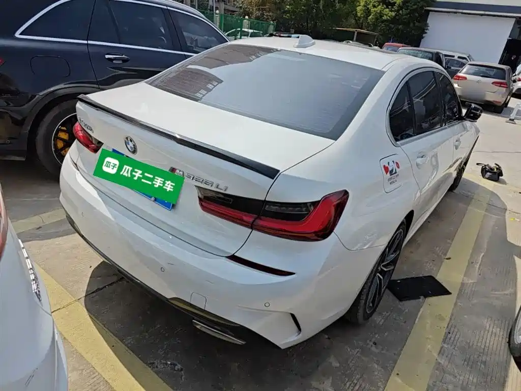 BMW 3 Series 3 2022 325Li M Sport