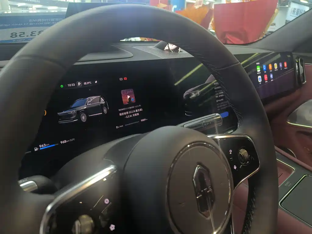 Aito M8 2025 Max+ 53.4kWh 5 мест (192 )