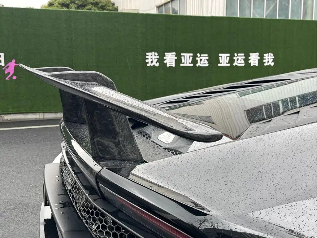 LAMBORGHINI HURACÁN